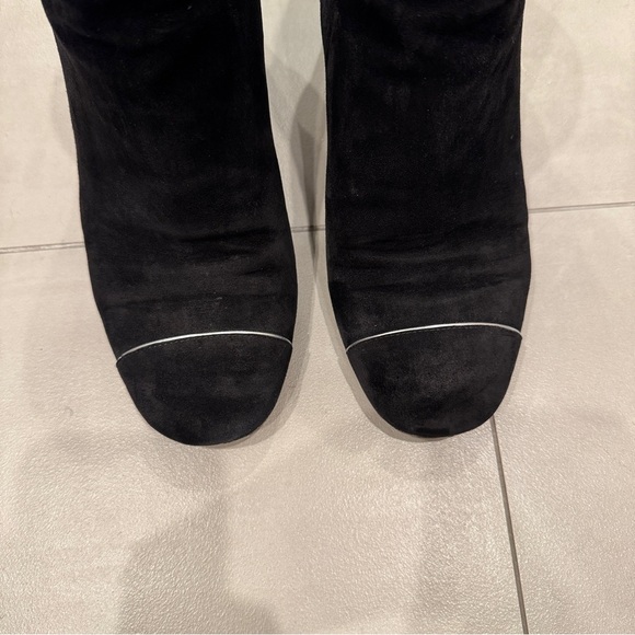 Chanel black suede block heel bootie - 39 - Picture 2 of 9
